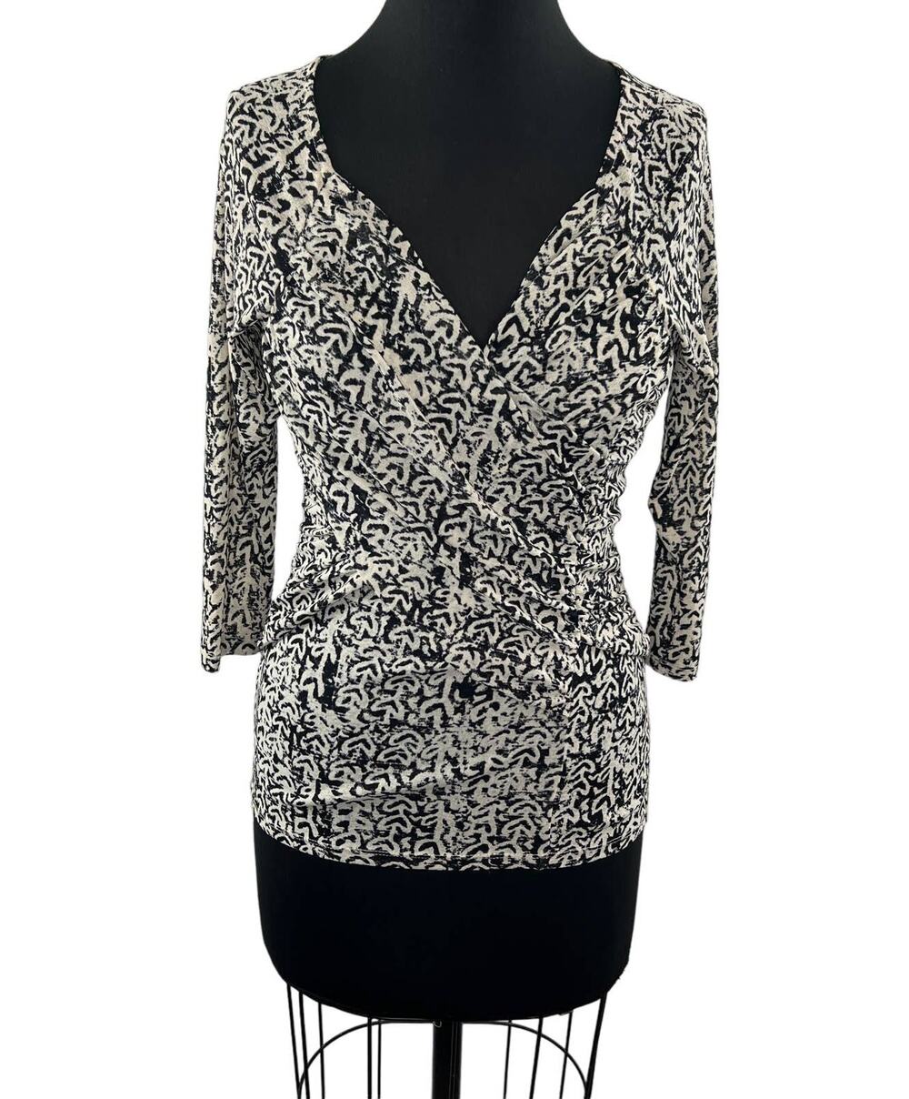 ANTHROPOLOGIE Meadow Rue Black White Print Draped Faux Wrap V-Neck Top Size S